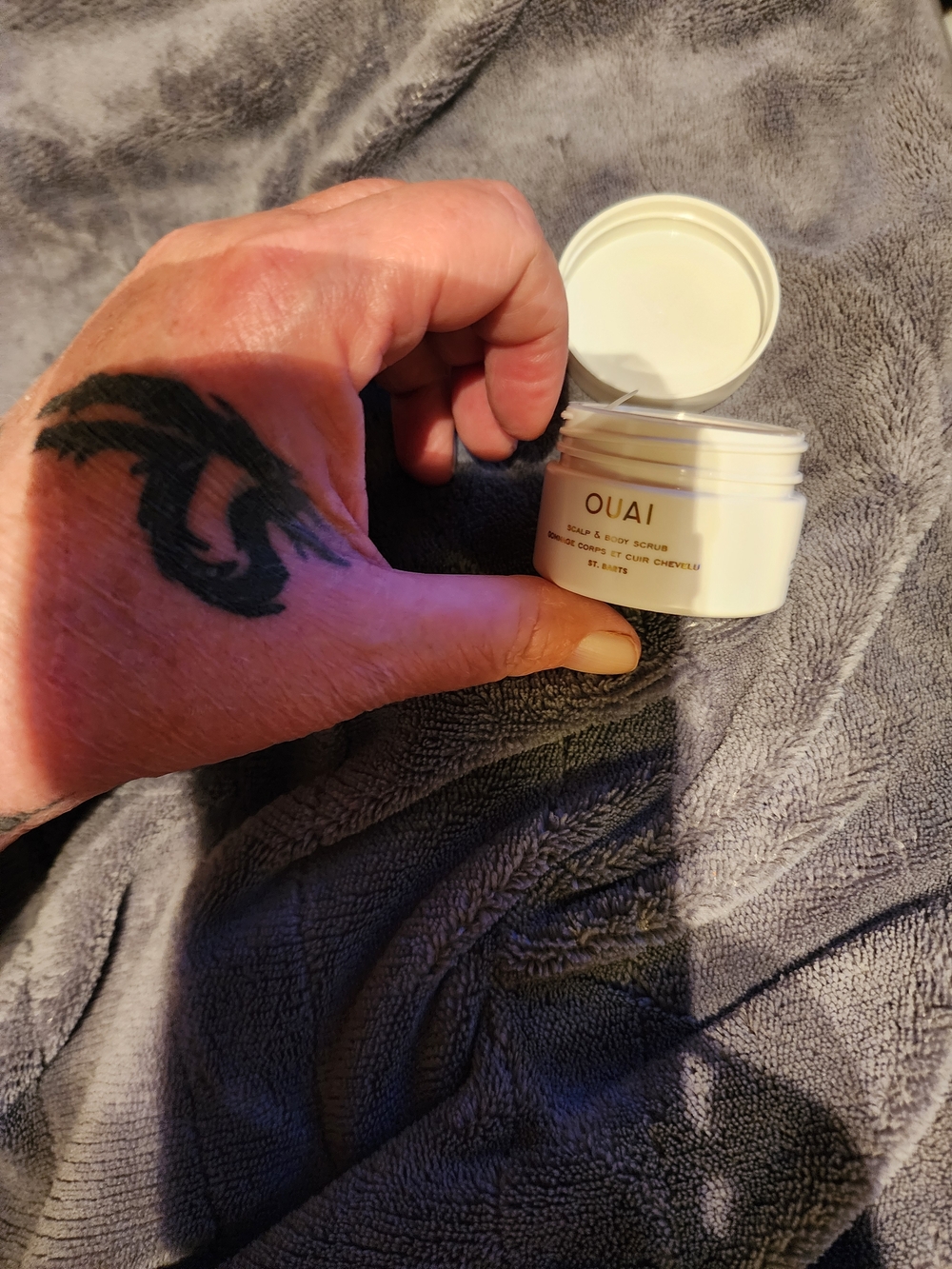 OUAI Scalp & Body Scrub - SEALED - Picture 4 of 4